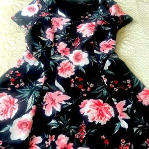 Cute and comfortable dress!